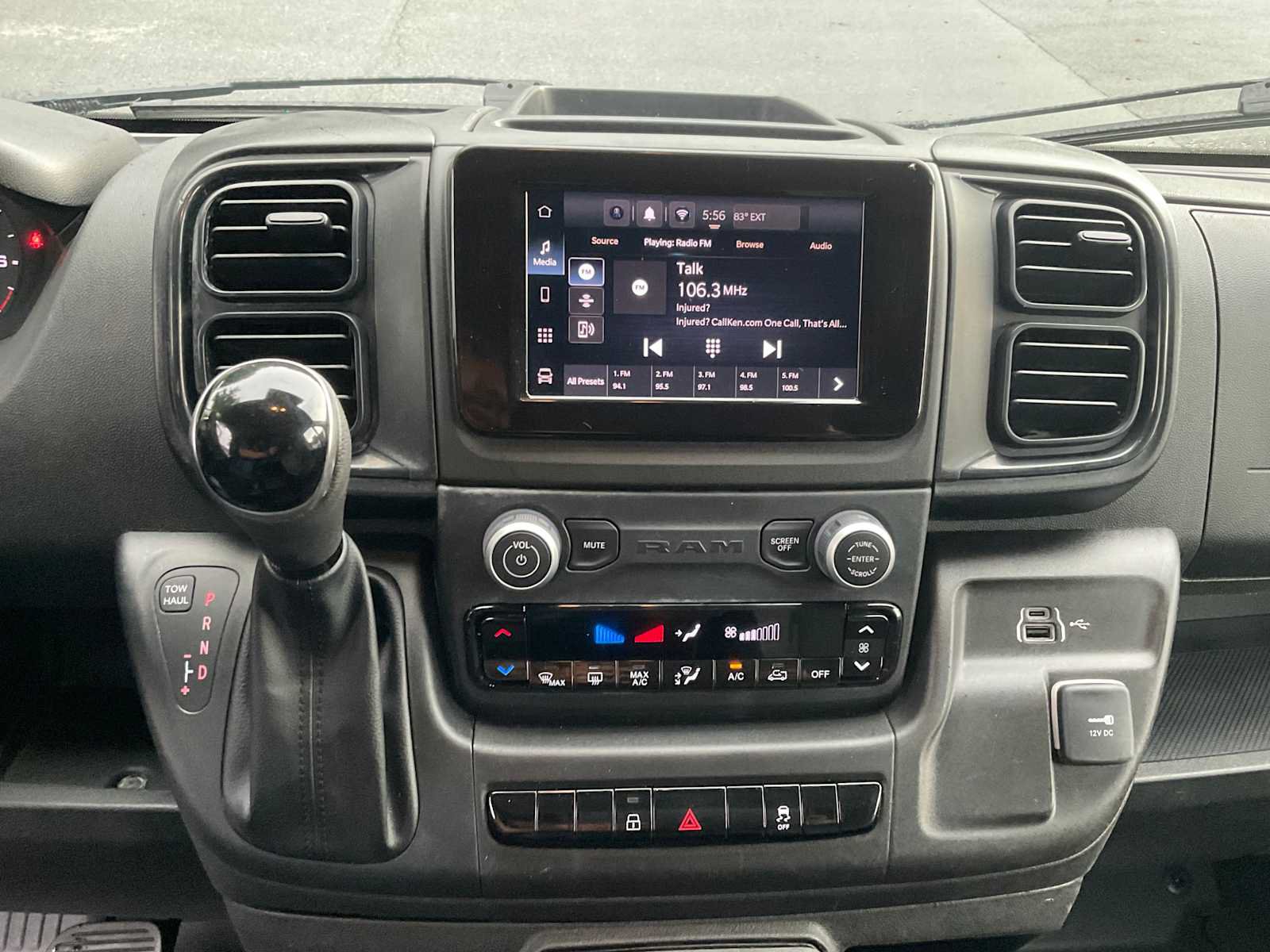 Used 2024 RAM ProMaster 2500 w/ Convenience Group FWD image 17