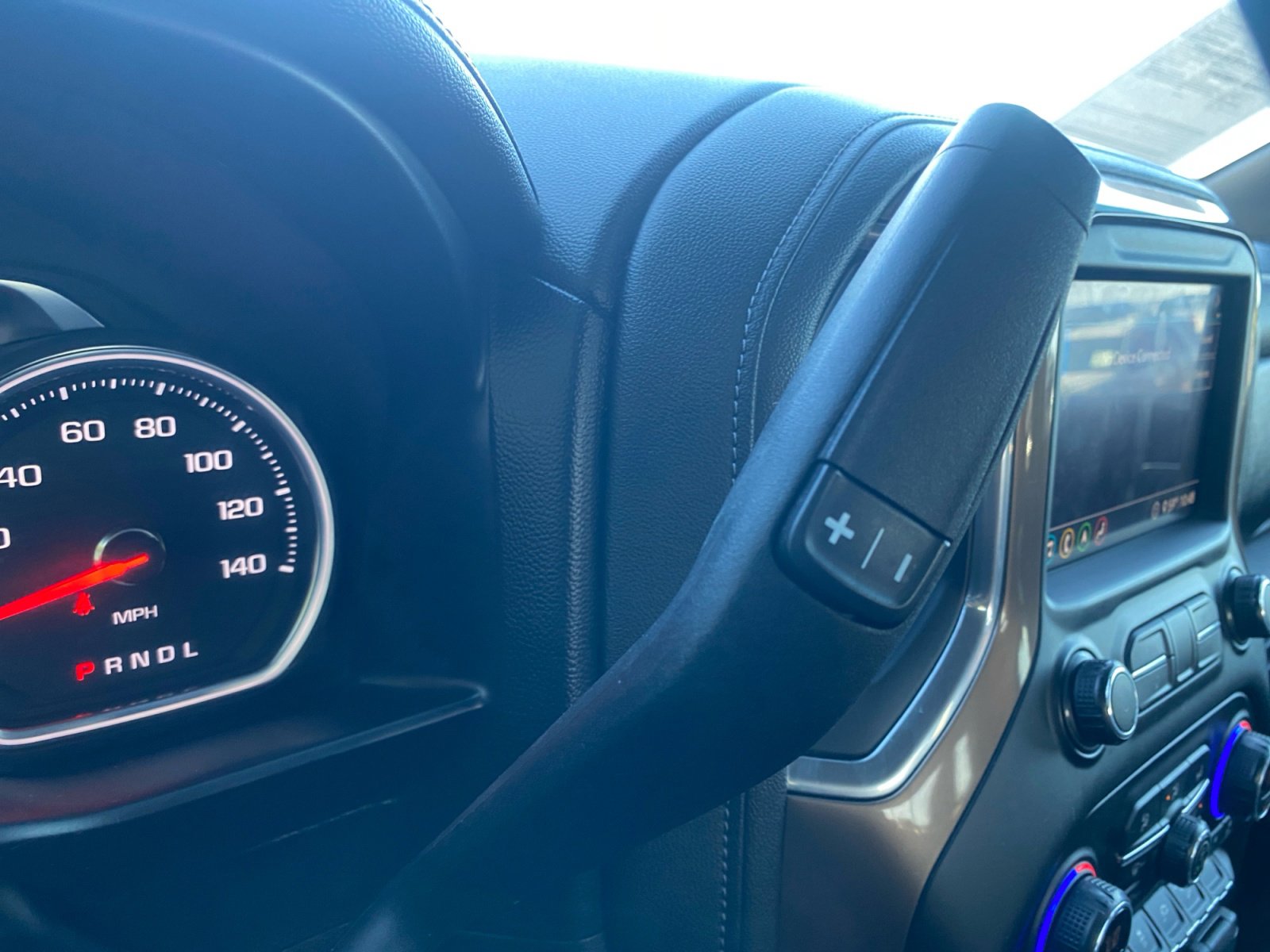 Used 2020 Chevrolet Silverado 2500 High Country w/ Technology Package image 22