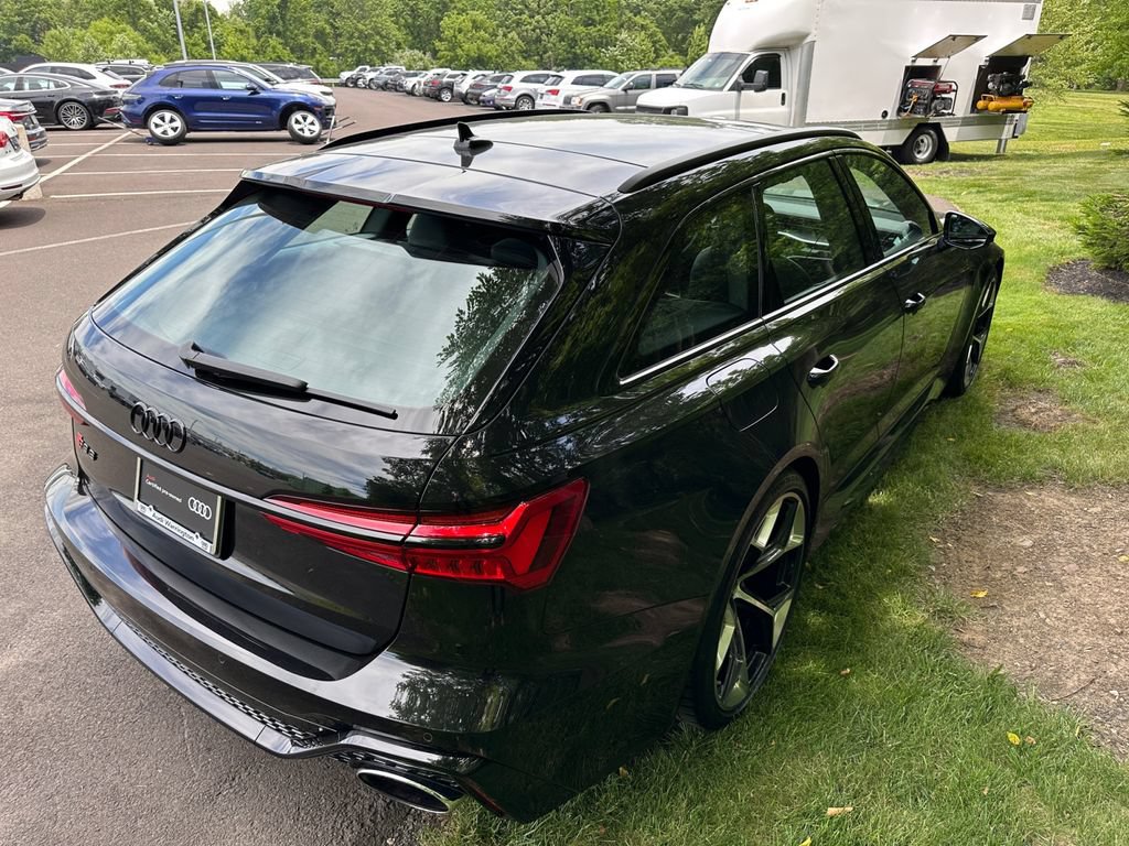 Certified 2025 Audi RS 6 performance w/ Black Optic Package AWD/4WD image 28