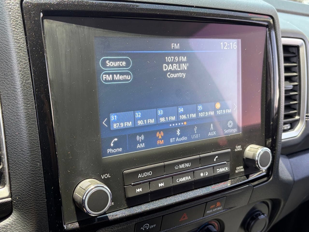 Used 2023 Nissan Frontier SV w/ Technology Package RWD image 9