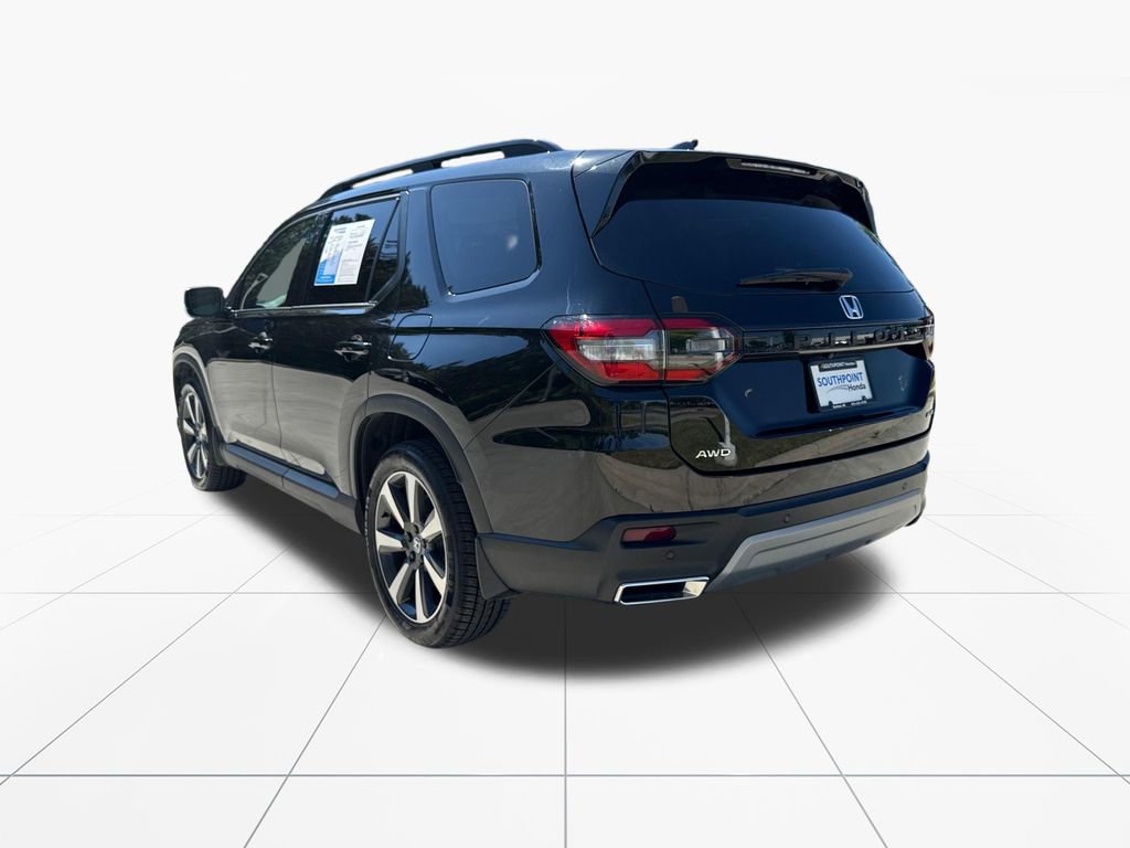 Used 2023 Honda Pilot Elite image 5