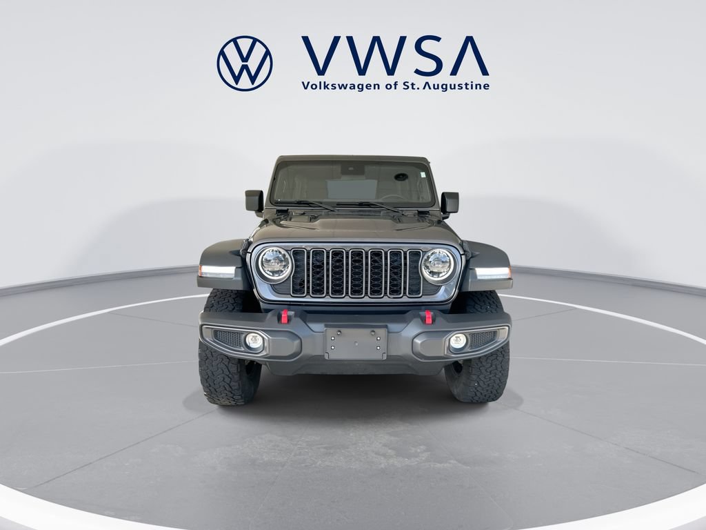 Used 2024 Jeep Wrangler Unlimited Rubicon AWD/4WD image 3