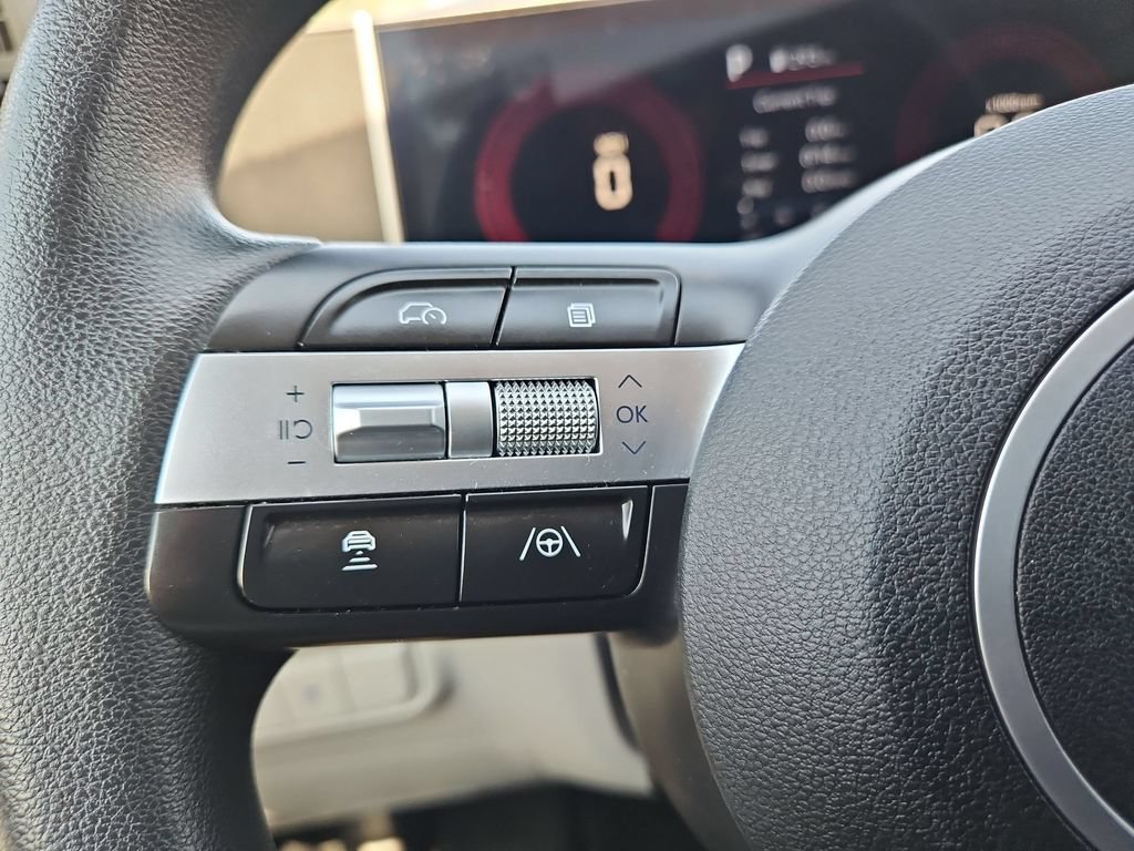 Used 2025 Hyundai Tucson SEL FWD image 21