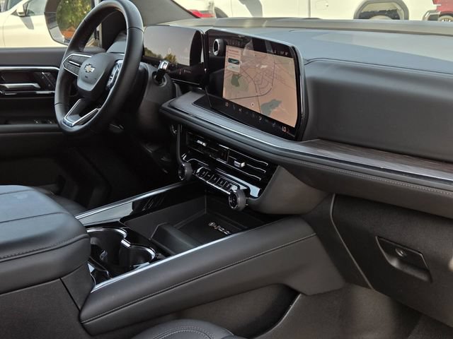 Used 2025 Chevrolet Tahoe LT AWD/4WD image 45