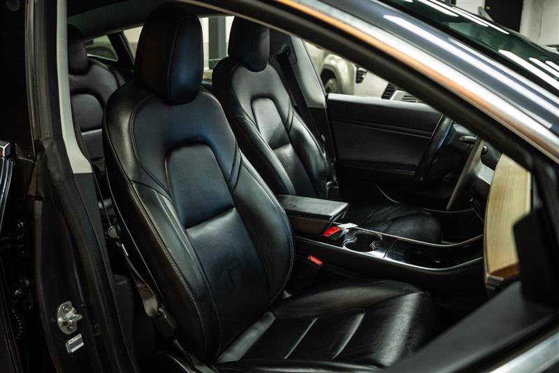 Used 2018 Tesla Model 3 Long Range AWD/4WD image 14