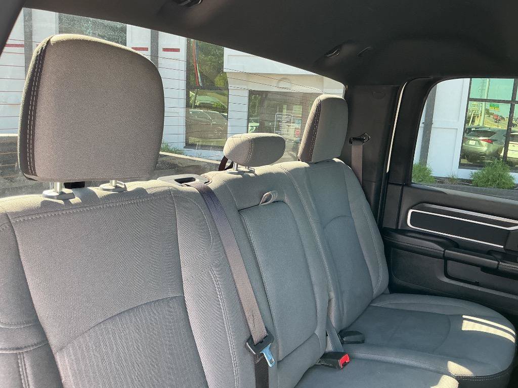 Used 2024 RAM 2500 Big Horn AWD/4WD image 12