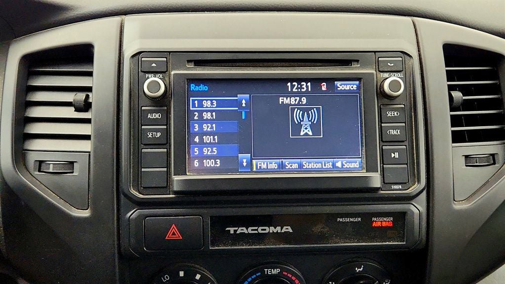 Used 2015 Toyota Tacoma 2WD Double Cab w/ Convenience Package image 17