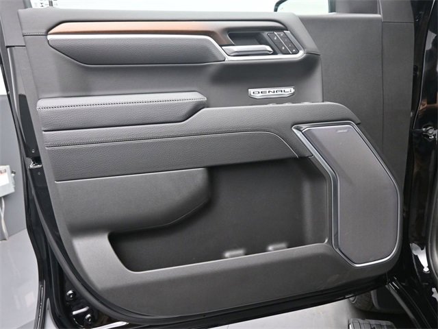 New 2026 GMC Sierra 1500 Denali w/ Denali Reserve Package image 12