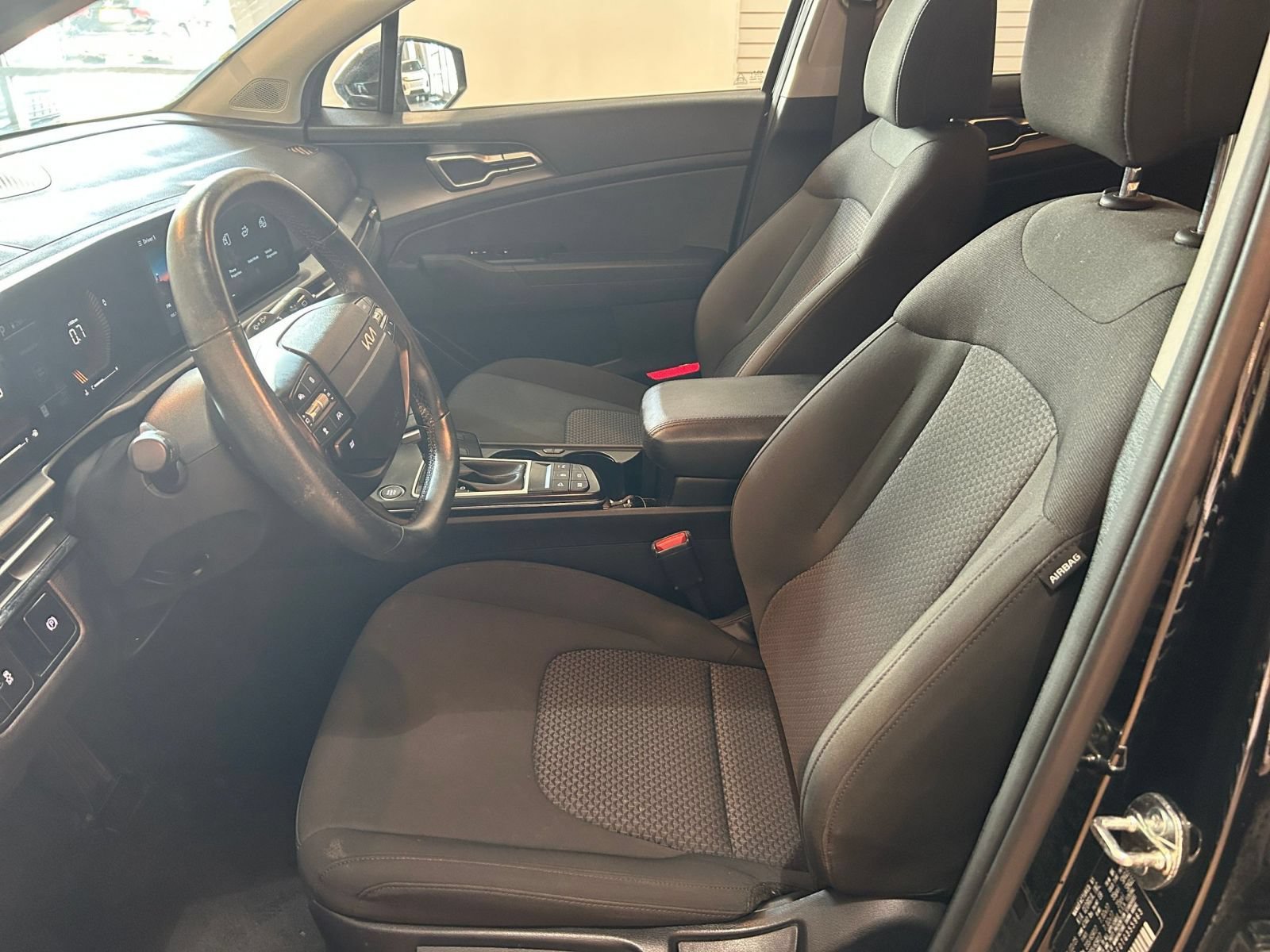 Used 2026 Kia Sportage LX FWD image 26