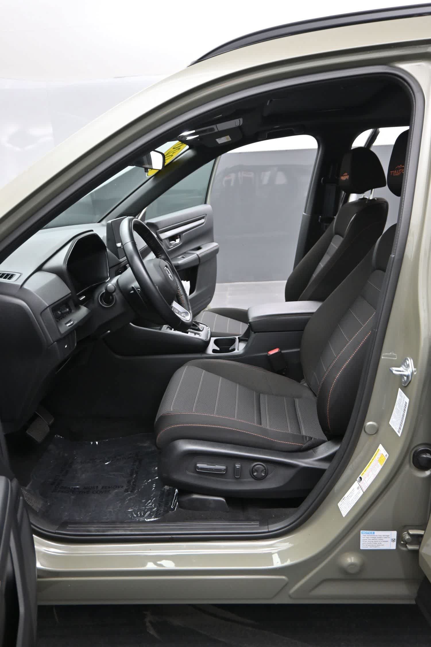 Used 2026 Honda CR-V TrailSport image 16