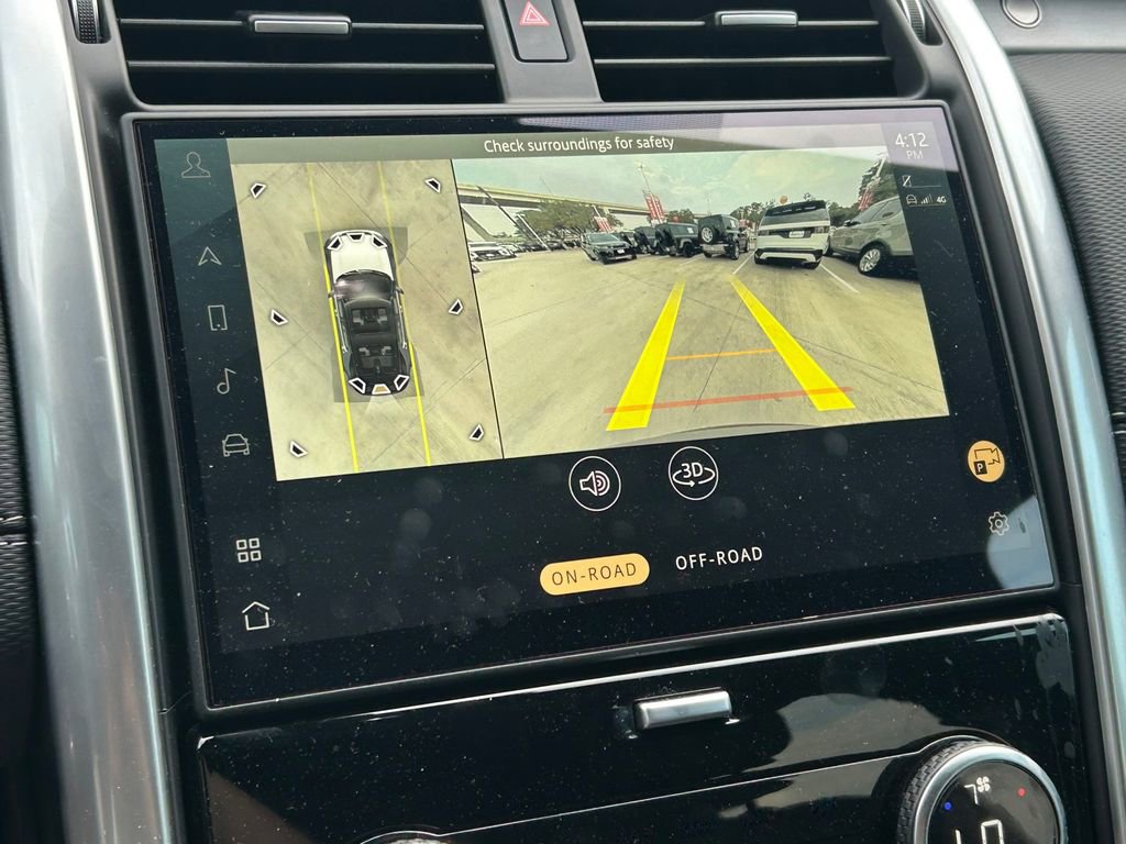 Used 2024 Land Rover Discovery Dynamic SE image 35