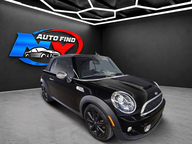 Used 2015 MINI Cooper S FWD image 2