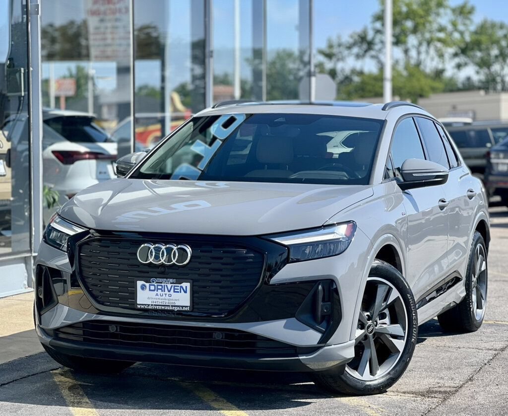 Used 2024 Audi Q4 e-tron Premium w/ Convenience Package AWD/4WD image 33