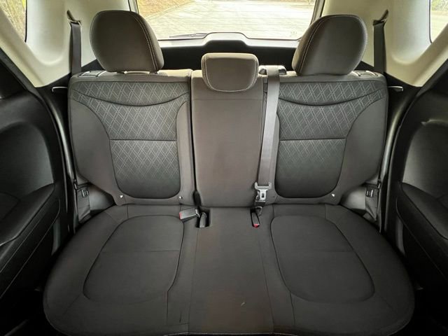 Used 2017 Kia Soul image 23