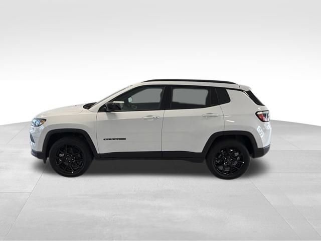 New 2026 Jeep Compass Latitude AWD/4WD image 2
