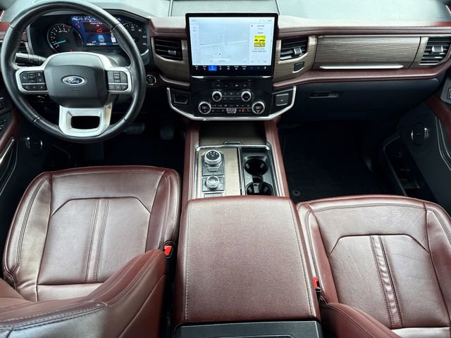Used 2024 Ford Expedition Limited image 12