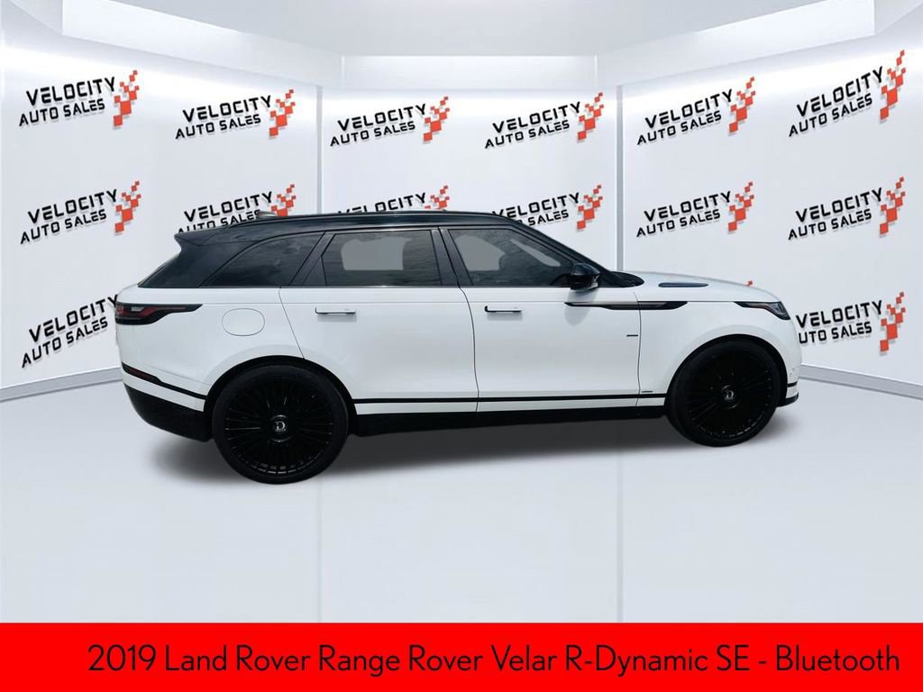 Used 2019 Land Rover Range Rover Velar R-Dynamic SE AWD/4WD image 2
