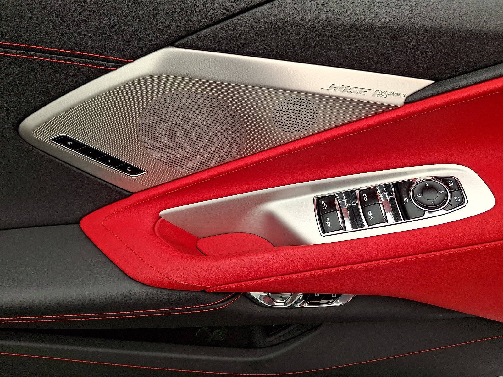 Used 2022 Chevrolet Corvette Stingray Preferred Conv w/ Z51 Performance Package RWD image 11