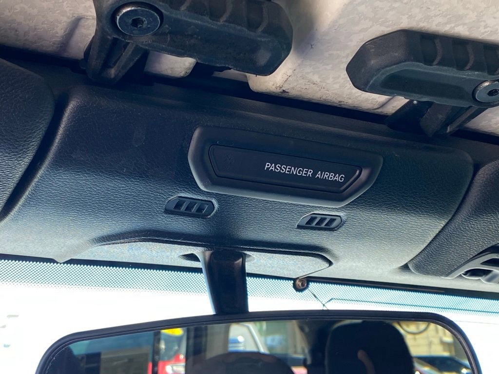 Used 2020 Jeep Wrangler Unlimited Sahara image 21