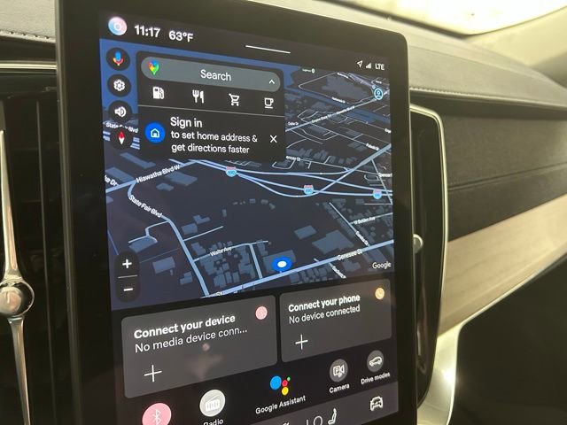 Used 2025 Volvo XC90 B6 Plus AWD/4WD image 20