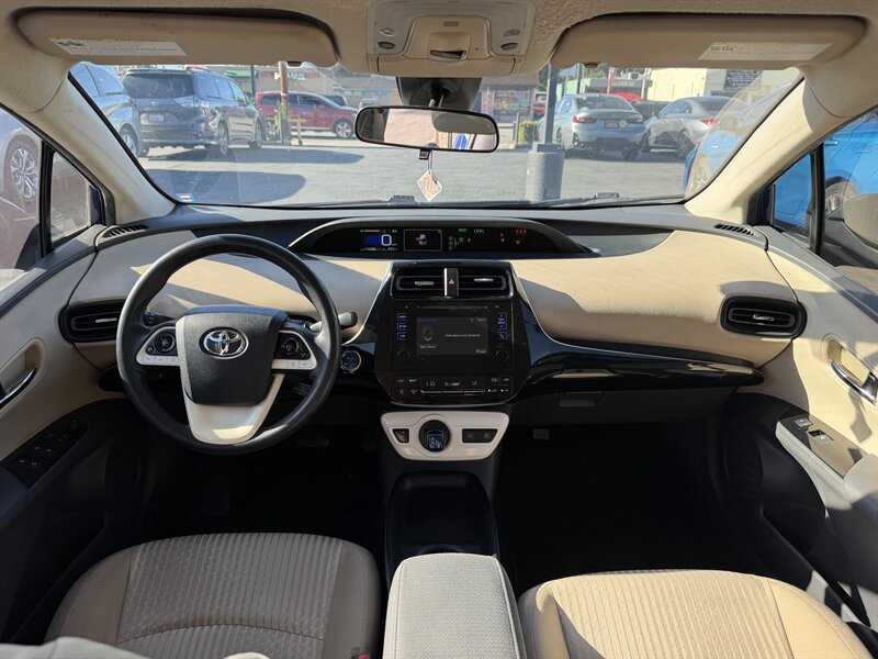 Used 2017 Toyota Prius One FWD image 11