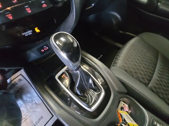 Used 2019 Nissan Rogue S w/ Special Edition Package AWD/4WD image 18