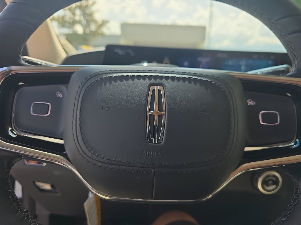 New 2027 Lincoln Navigator Premiere RWD image 23