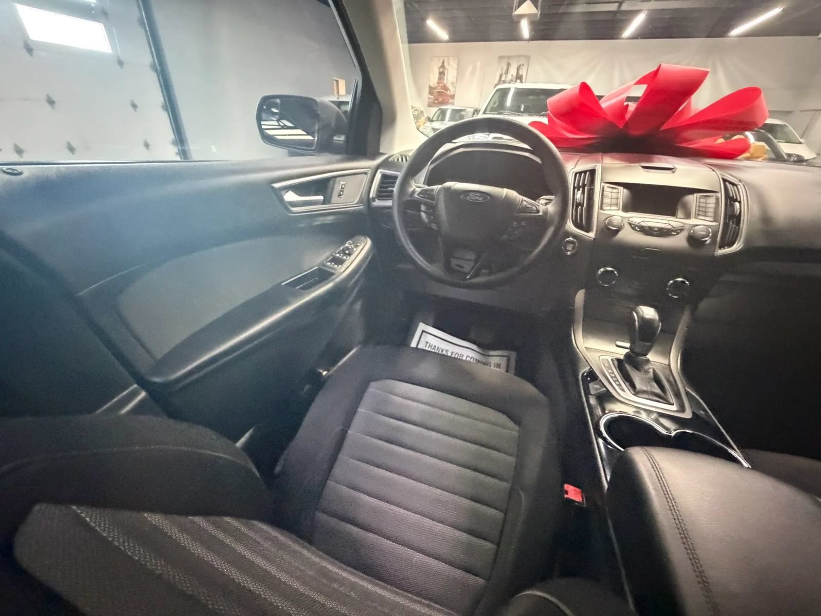 Used 2018 Ford Edge SE FWD image 27