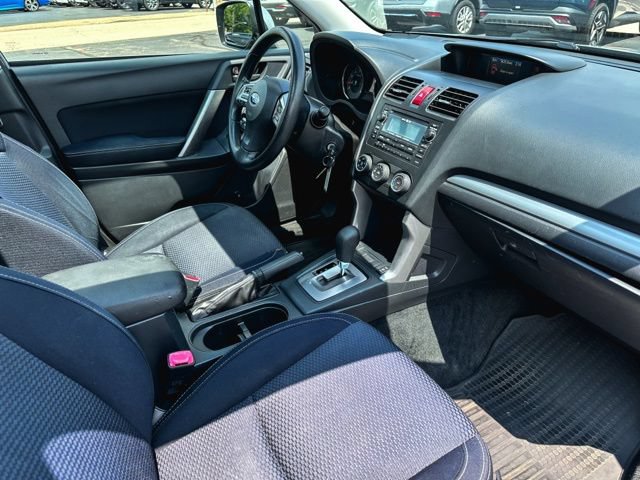 Used 2015 Subaru Forester 2.5i Premium AWD/4WD image 23