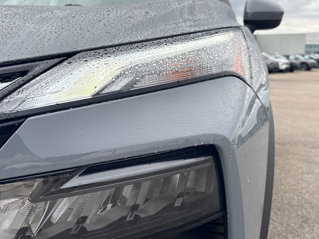 New 2026 Nissan Rogue SV image 9