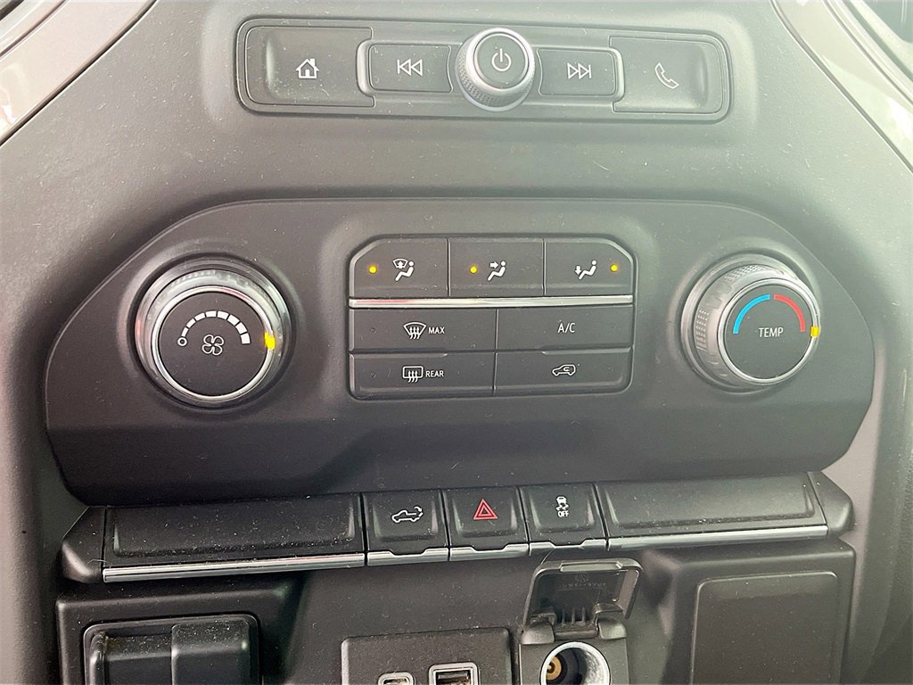 Used 2021 Chevrolet Silverado 1500 Custom image 15