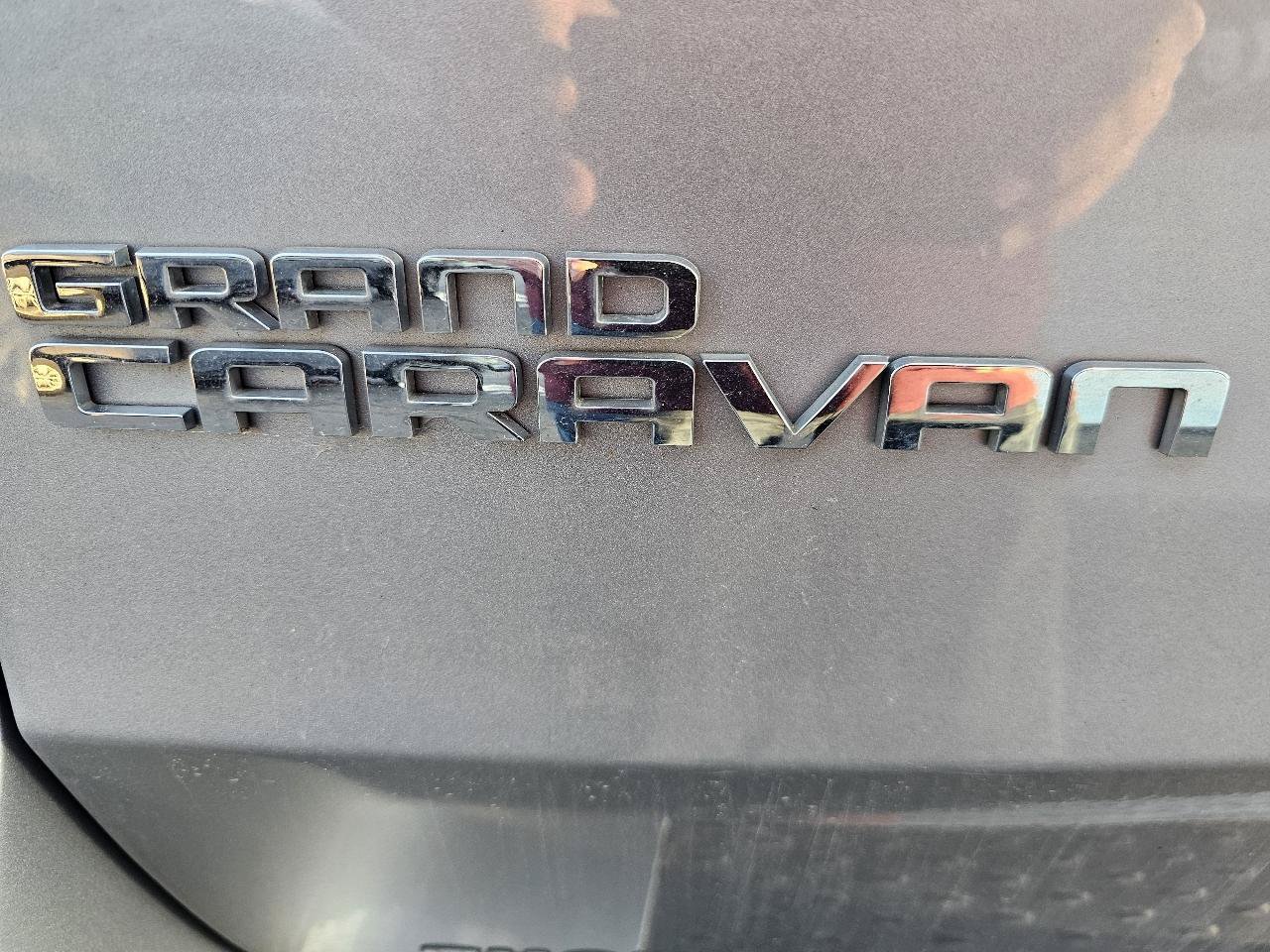 Used 2015 Dodge Grand Caravan SE w/ Quick Order Package 29E SE FWD image 16