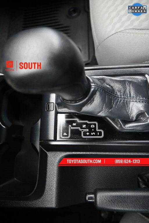 Used 2022 Toyota Tacoma SR image 17