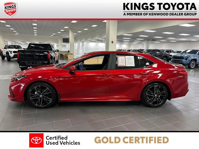 Used 2025 Toyota Camry XSE FWD image 5