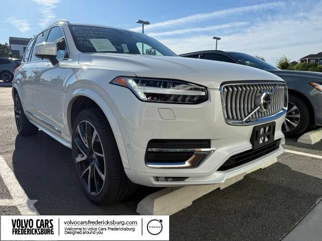 Used 2023 Volvo XC90 B6 Plus