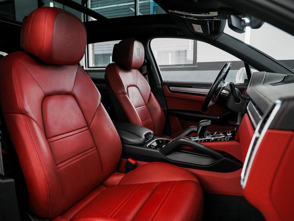 Used 2023 Porsche Cayenne image 37