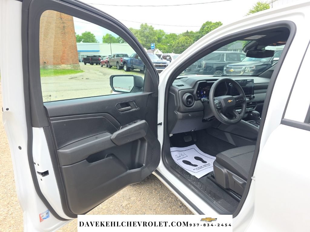 Used 2024 Chevrolet Colorado W/T w/ WT Convenience Package RWD image 21