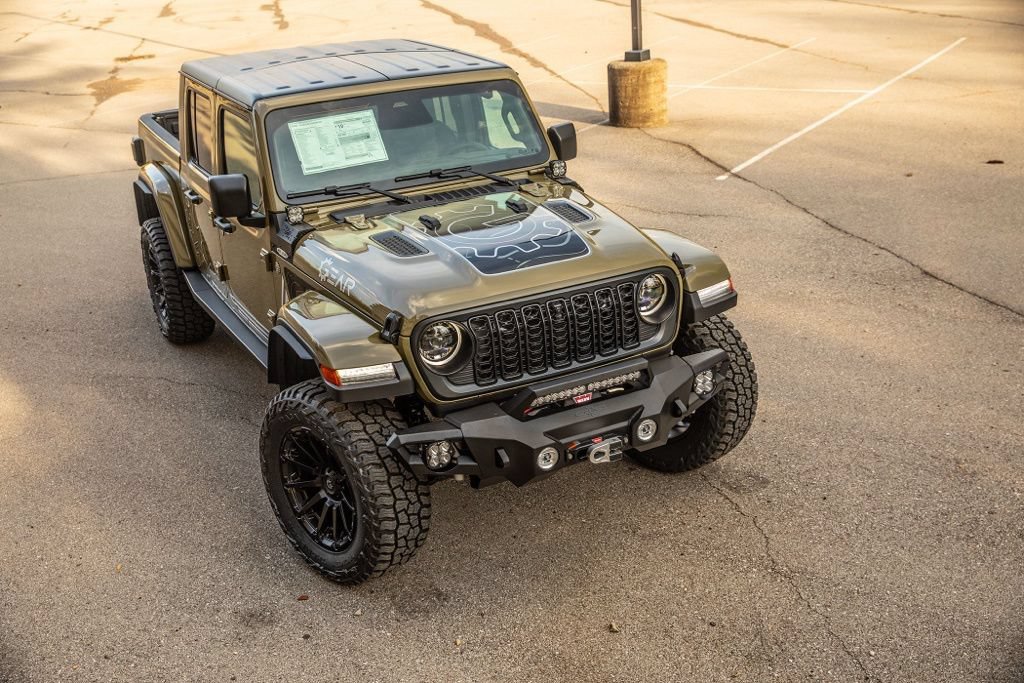 New 2026 Jeep Gladiator Rubicon w/ Safety Group AWD/4WD image 19