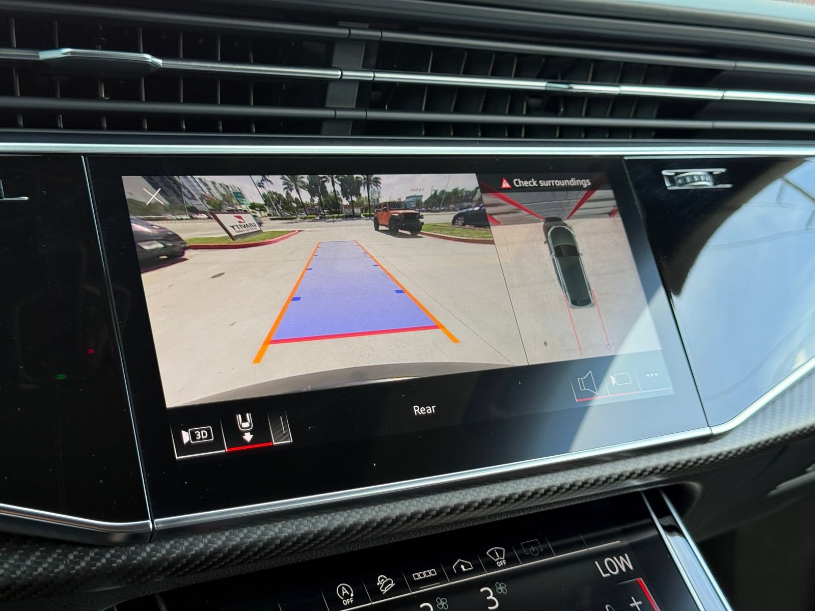 Used 2021 Audi RS Q8 AWD/4WD image 19