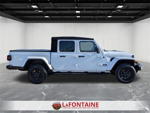 Certified 2022 Jeep Gladiator Sport image 6