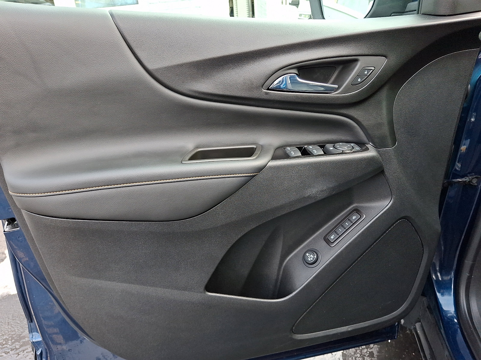 Certified 2022 Chevrolet Equinox Premier image 14