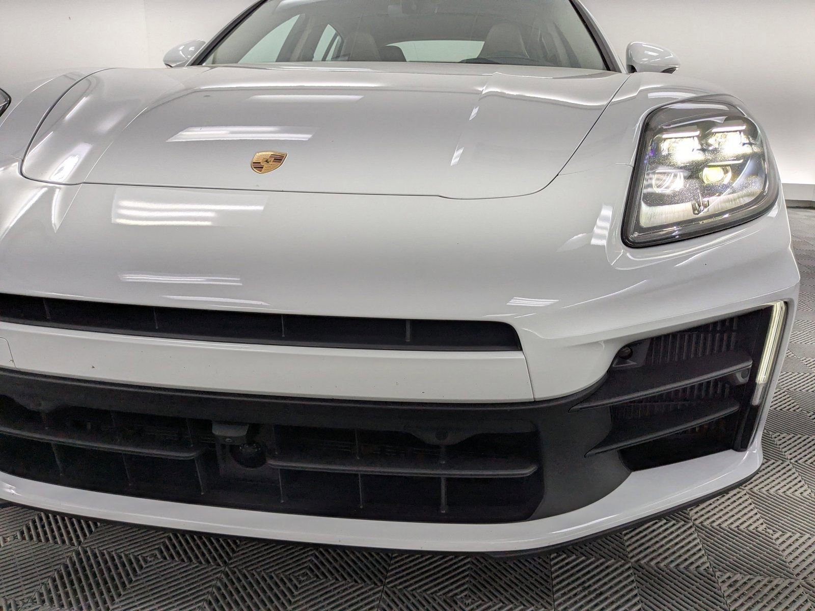 Certified 2024 Porsche Panamera 4 image 14