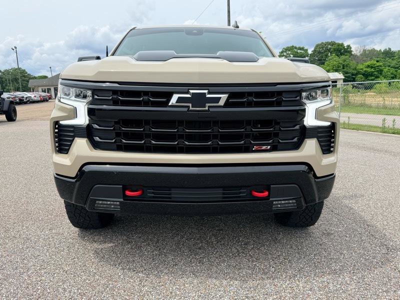 Used 2022 Chevrolet Silverado 1500 LT Trail Boss w/ Convenience Package II AWD/4WD image 8