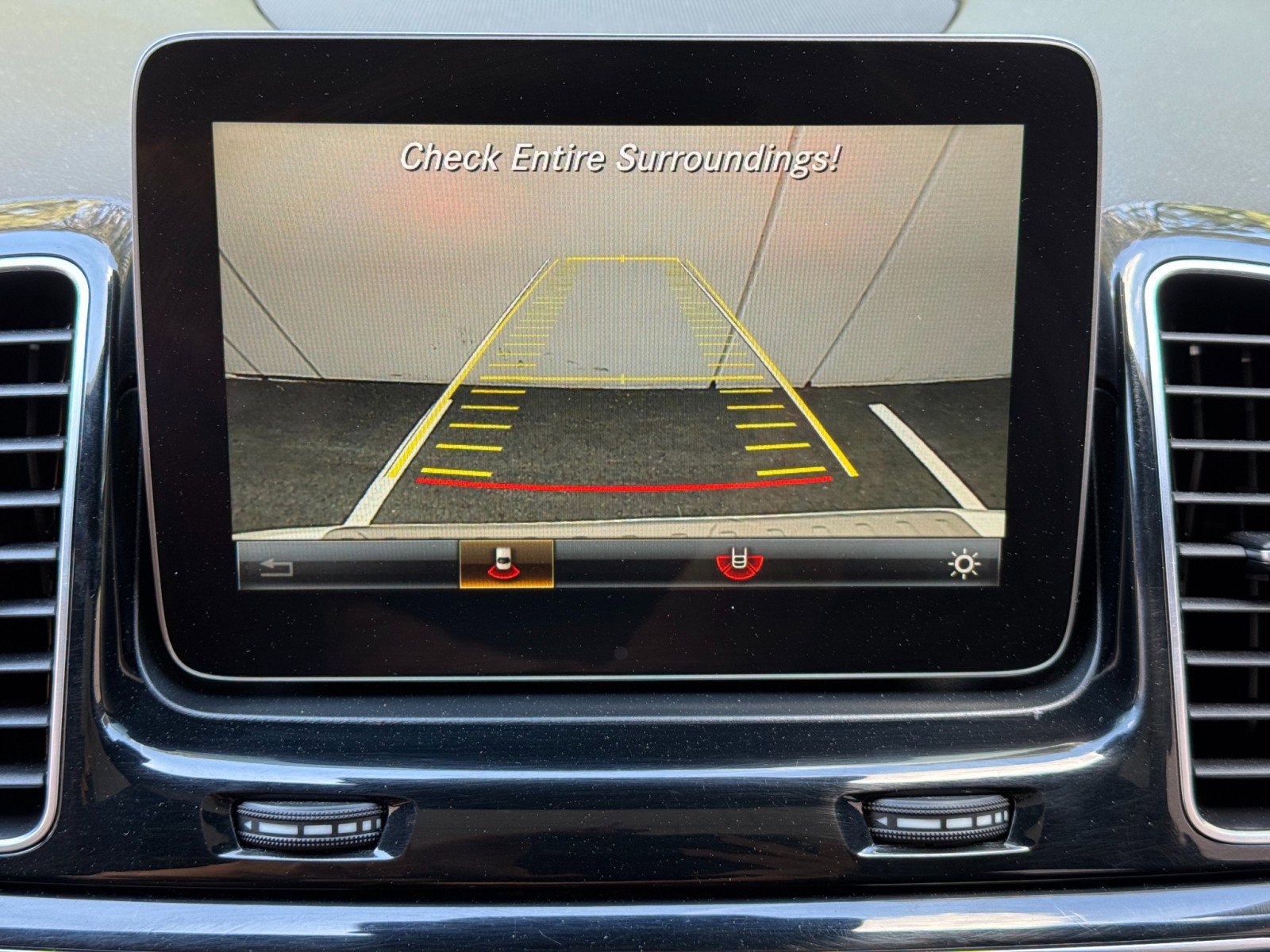 Used 2017 Mercedes-Benz GLE 350 image 28