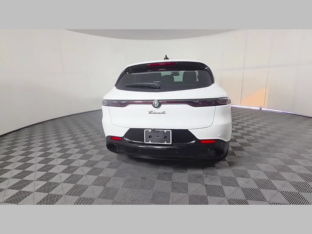 Used 2025 Alfa Romeo Tonale w/ Premium Package AWD/4WD image 42