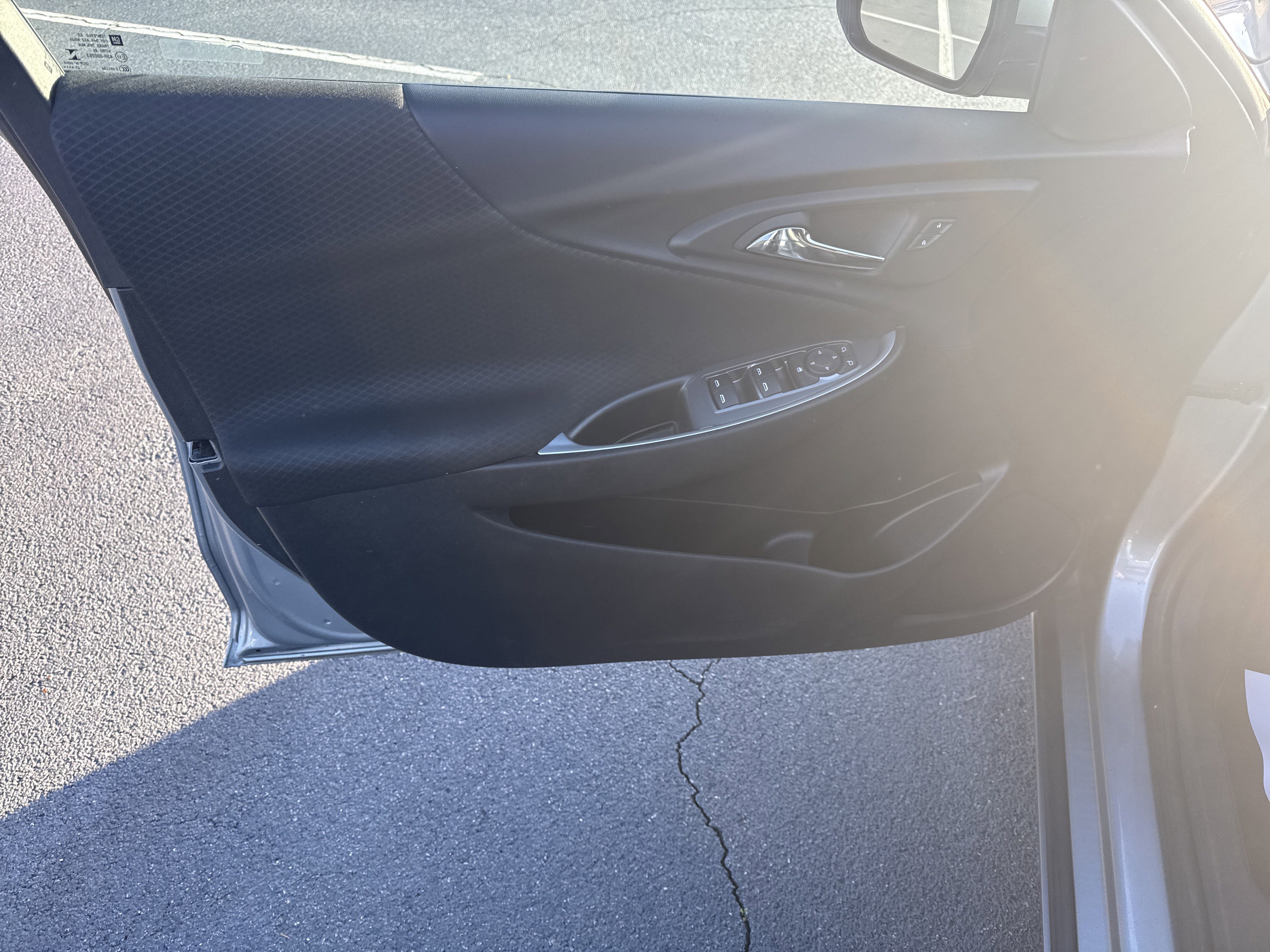 Used 2024 Chevrolet Malibu LT image 22