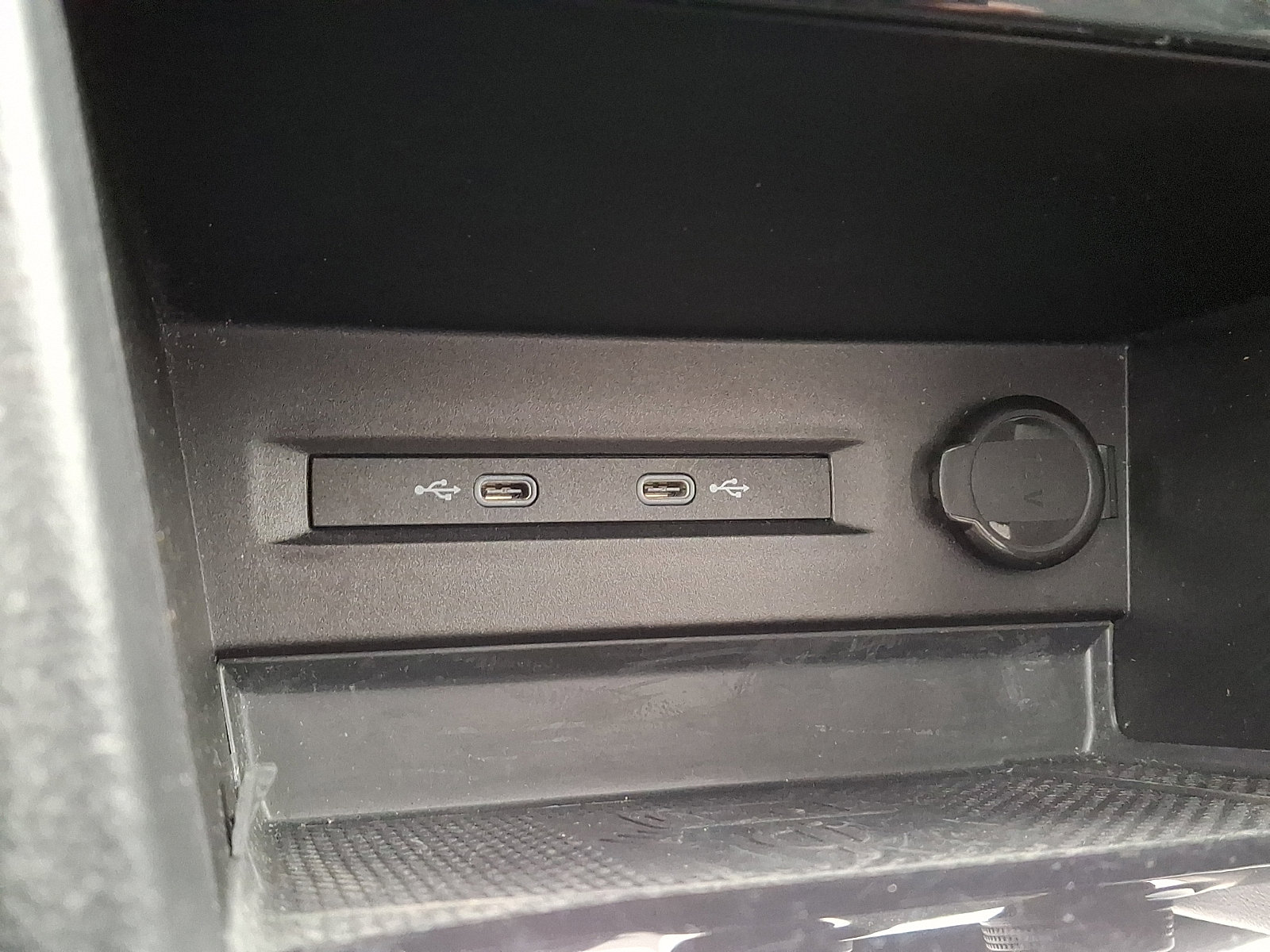 Used 2022 Volkswagen Taos SEL image 24