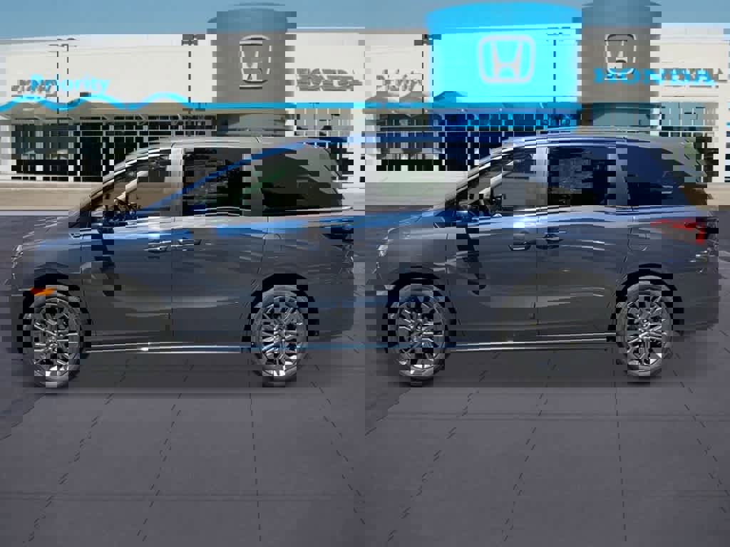New 2026 Honda Odyssey Touring image 2