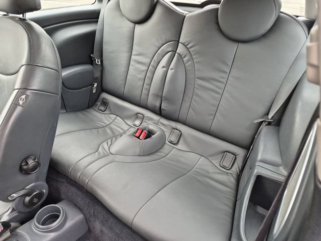 Used 2004 MINI Cooper S FWD image 29