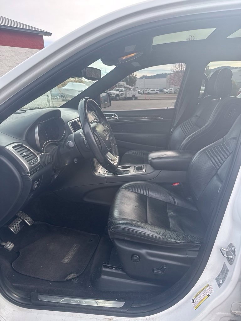 Used 2017 Jeep Grand Cherokee SRT AWD/4WD image 9